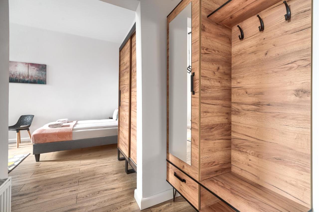 Margi Eos Apartament Large & Balcony Apartment Шчечин Екстериор снимка